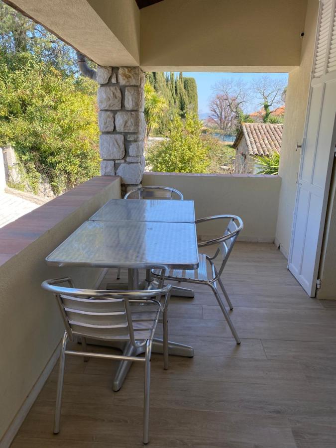 Ravissante Maison A St Paul De Vence แซงต์-ปอล-เดอ-วองส์ ภายนอก รูปภาพ